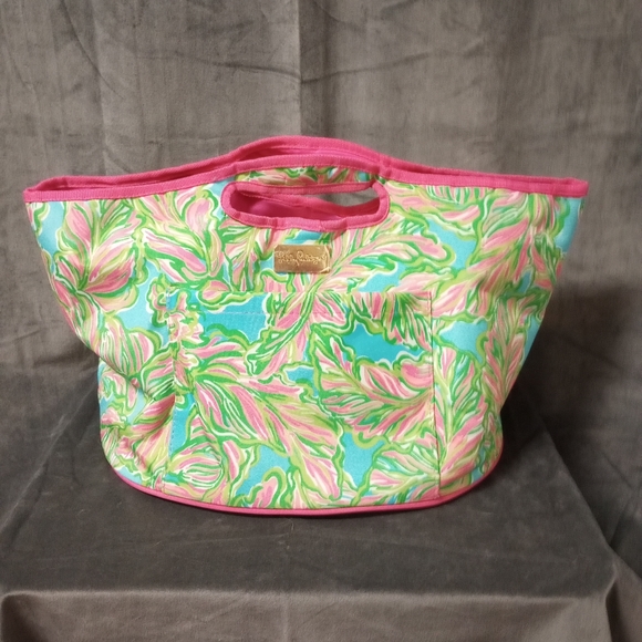 Lilly Pulitzer Other - Lilly Pulitzer In the Bungalows Large Insulated Beverage Bucket